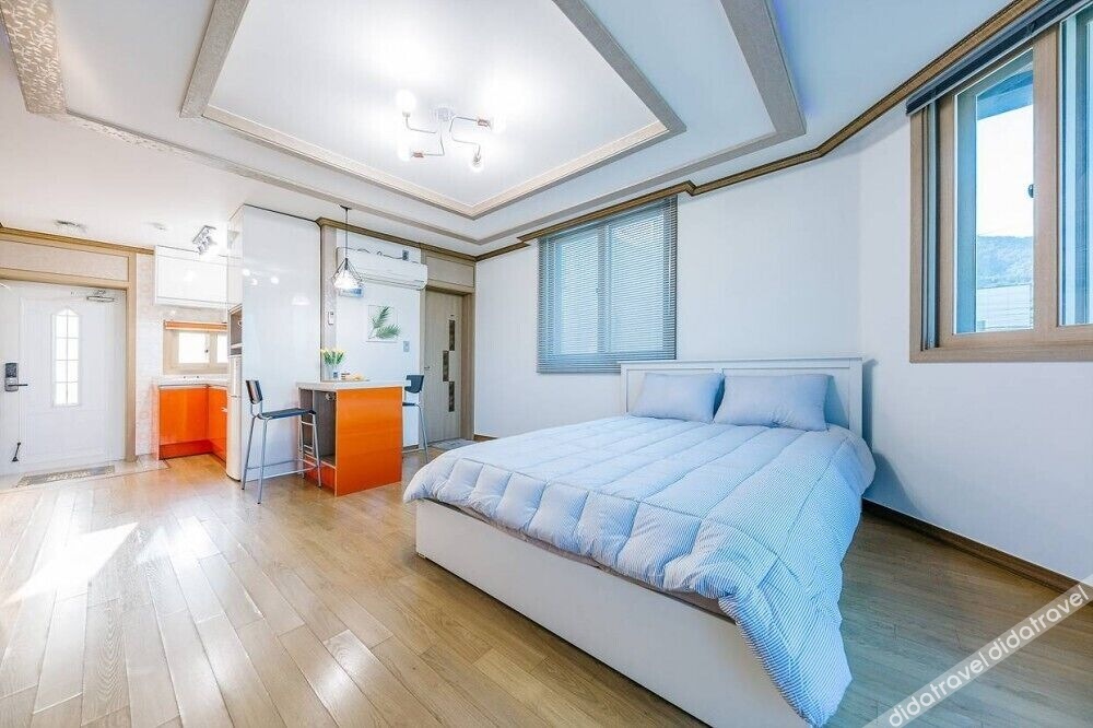 Star moon Pension 0*