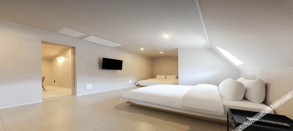 H.Avenue 3*