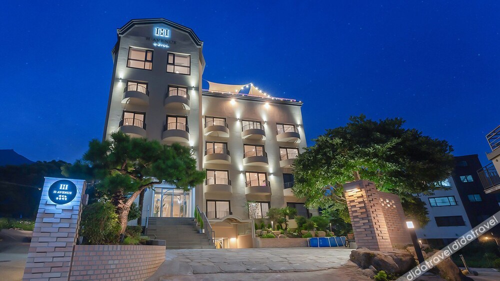 H.Avenue 3*