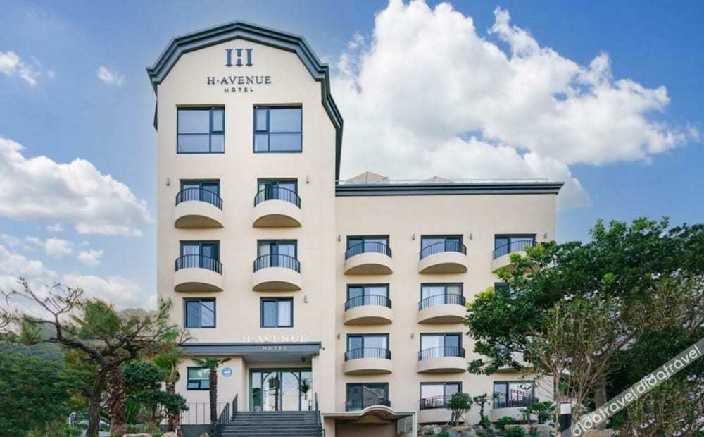 H.Avenue 3*