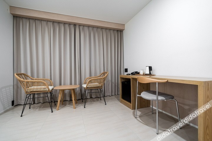 H.Avenue 3*