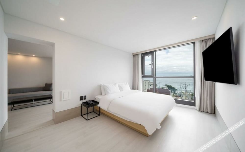 H.Avenue 3*