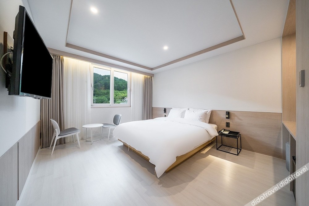 H.Avenue 3*