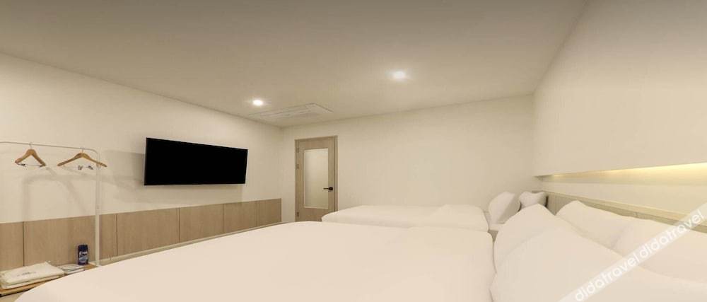 H.Avenue 3*