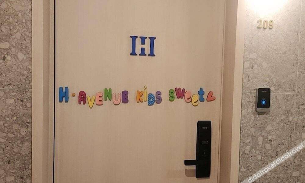 H.Avenue 3*
