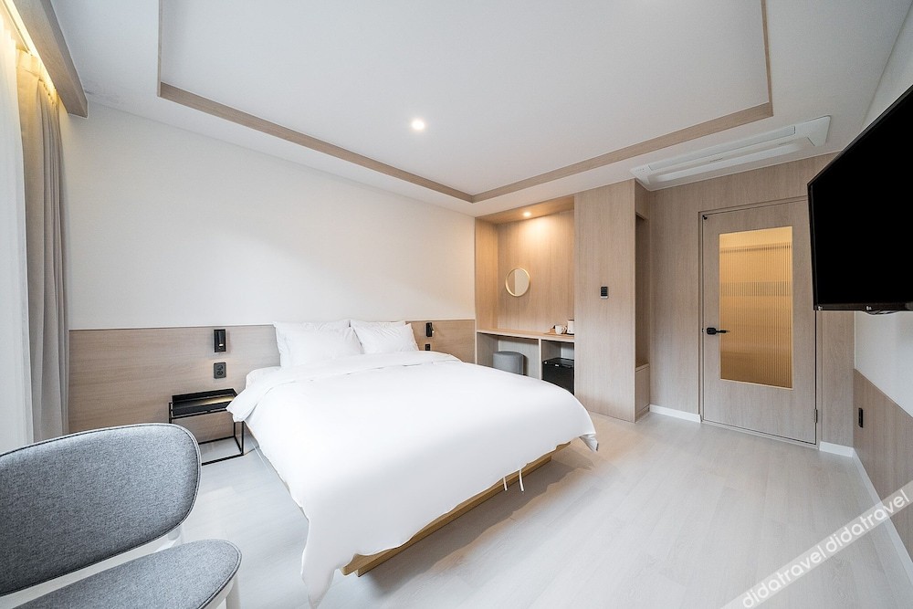 H.Avenue 3*