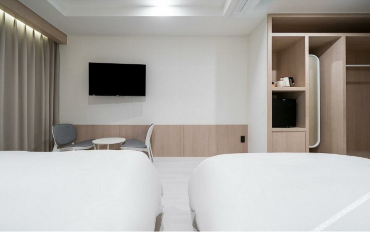 H.Avenue 3*
