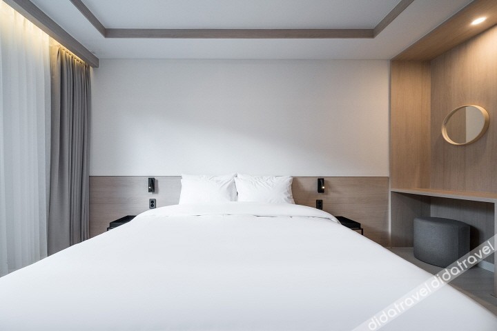 H.Avenue 3*