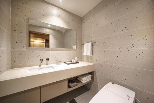 ACT Hotel 3*