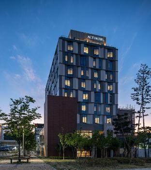 ACT Hotel 3*