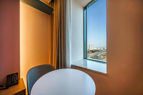 ACT Hotel 3*