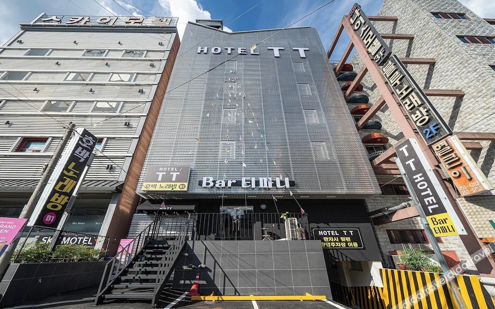 Changwon Palyongdong Hotel T.T 0*
