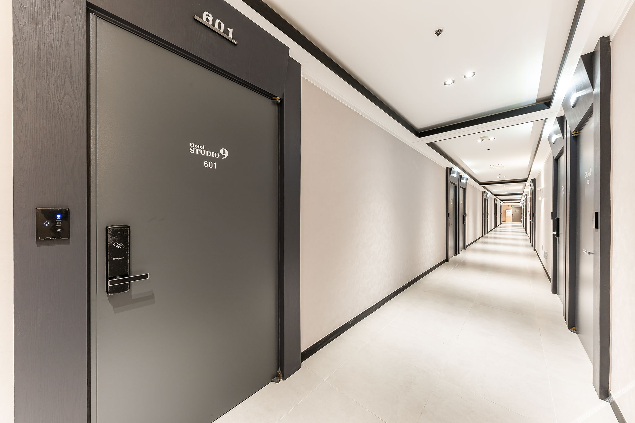 Ansan Studio 9 3*