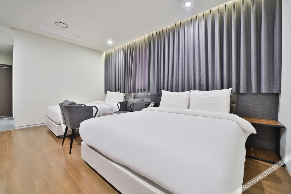 Hotel PIED Suseong 3*
