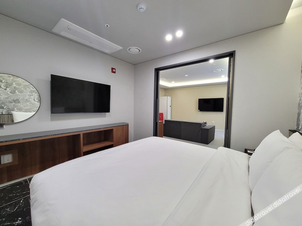 Hotel PIED Suseong 3*