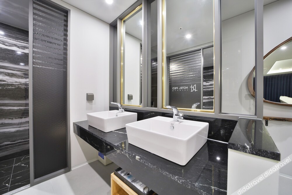 Hotel PIED Suseong 3*