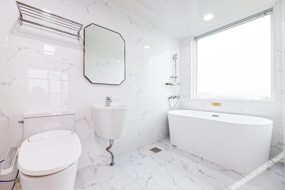 Yangyang Alps Beach 0*