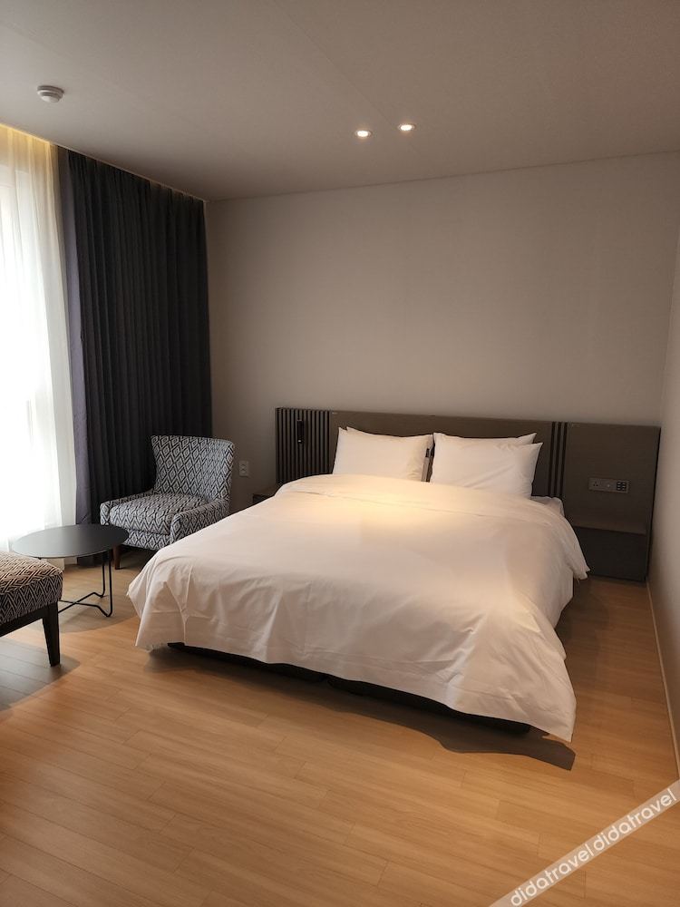 Jinhae InterCity Hotel 3*