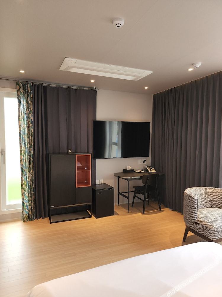Jinhae InterCity Hotel 3*
