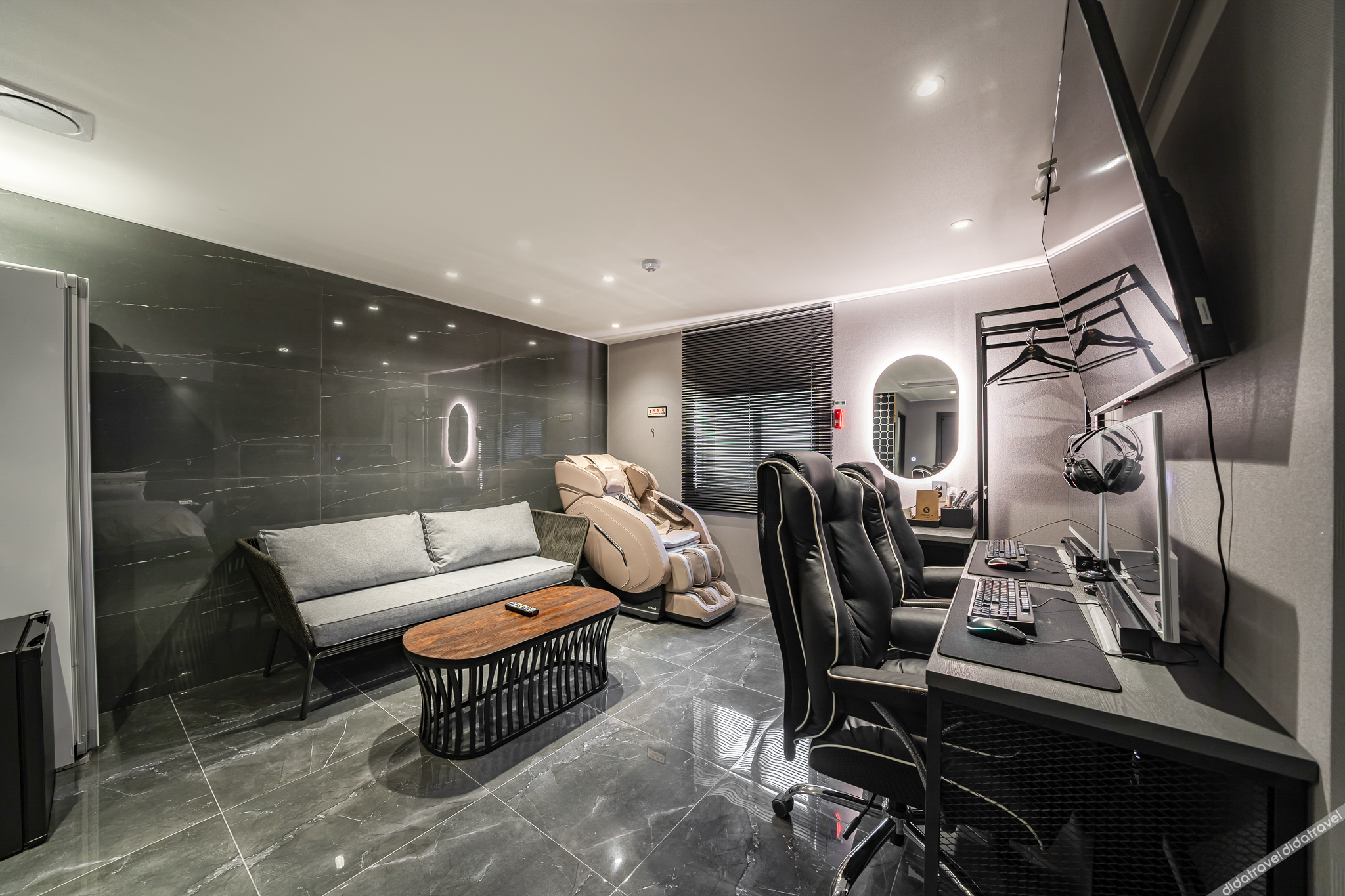 Wolgot Avenue S 3*