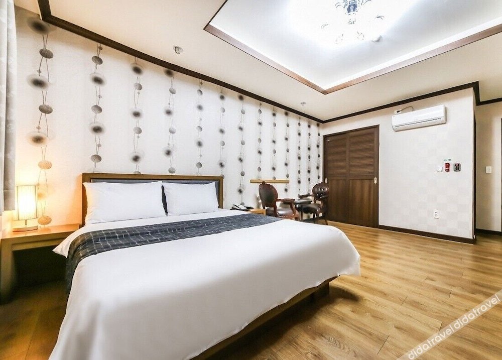 Modern Business Hotel 3*