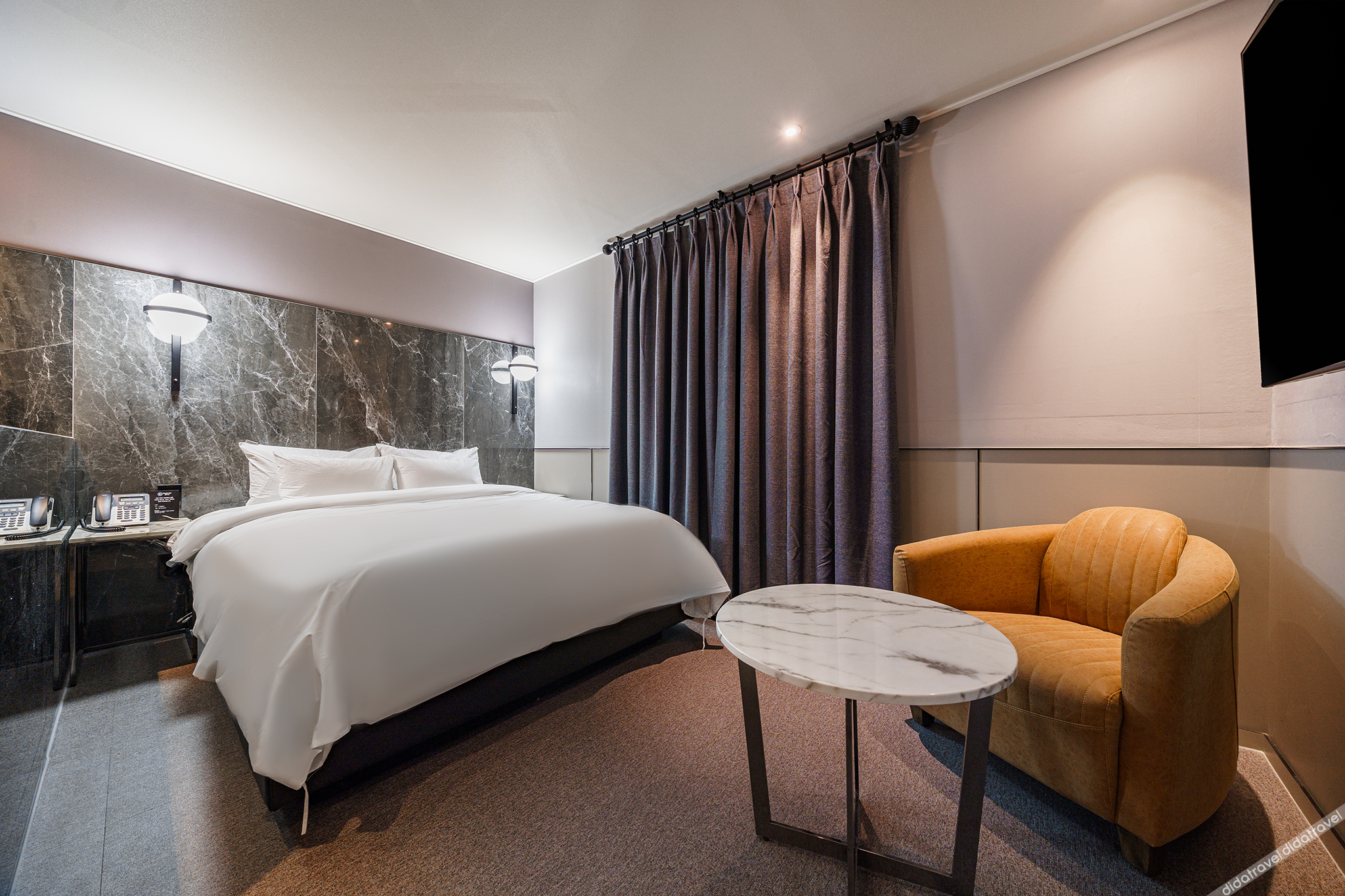 Brown-Dot Hotel Geomdan 2*