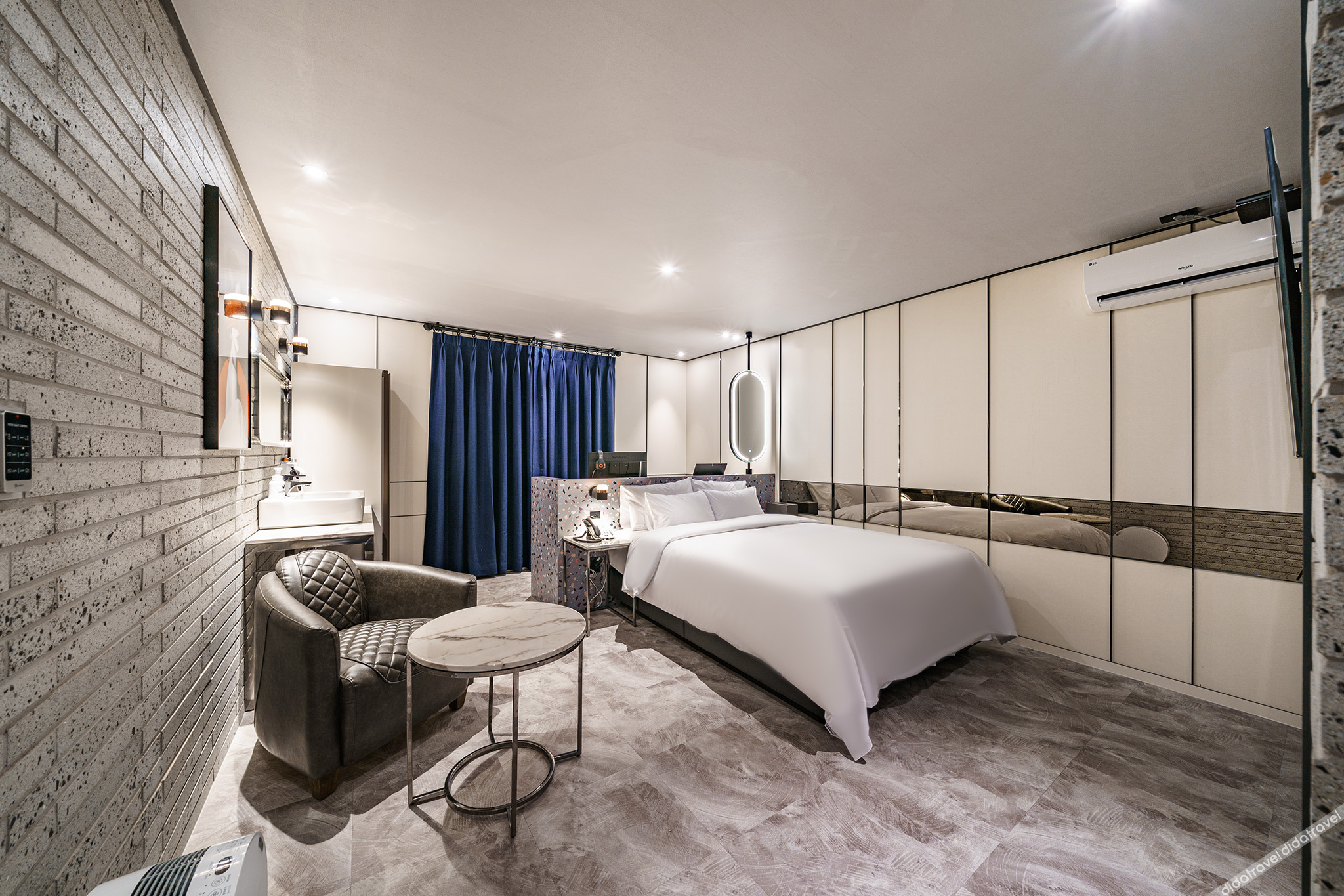 Brown-Dot Hotel Geomdan 2*