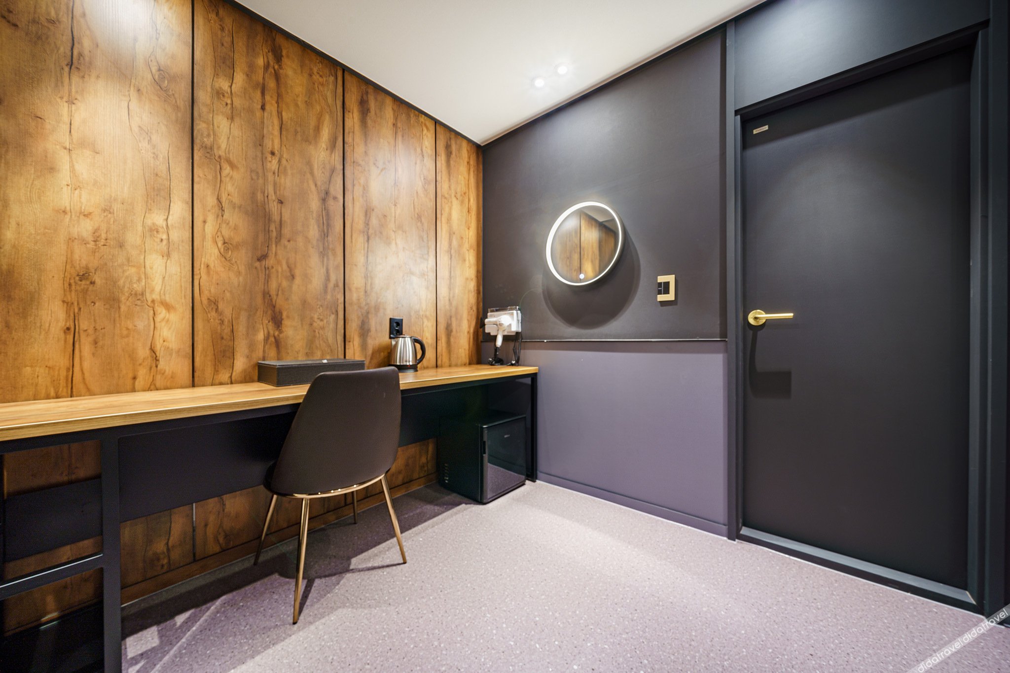 Brown-Dot Hotel Geomdan 2*