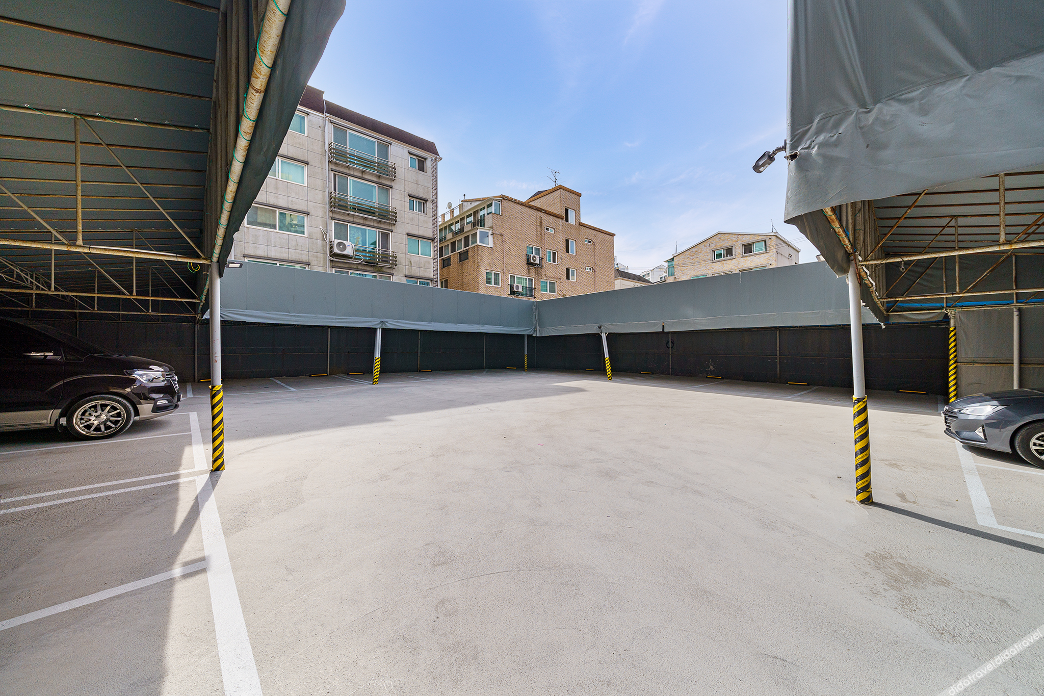 Brown-Dot Hotel Geomdan 2*