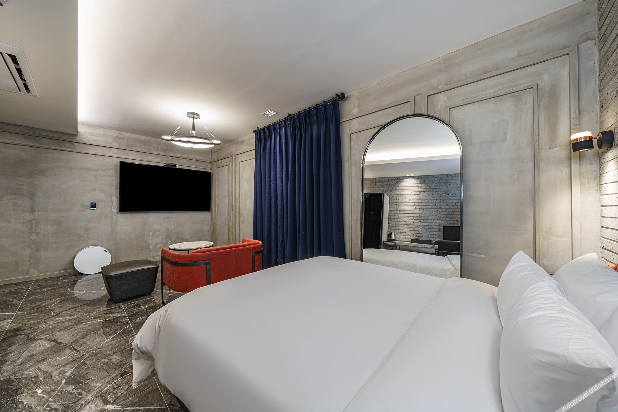 Brown-Dot Hotel Geomdan 2*