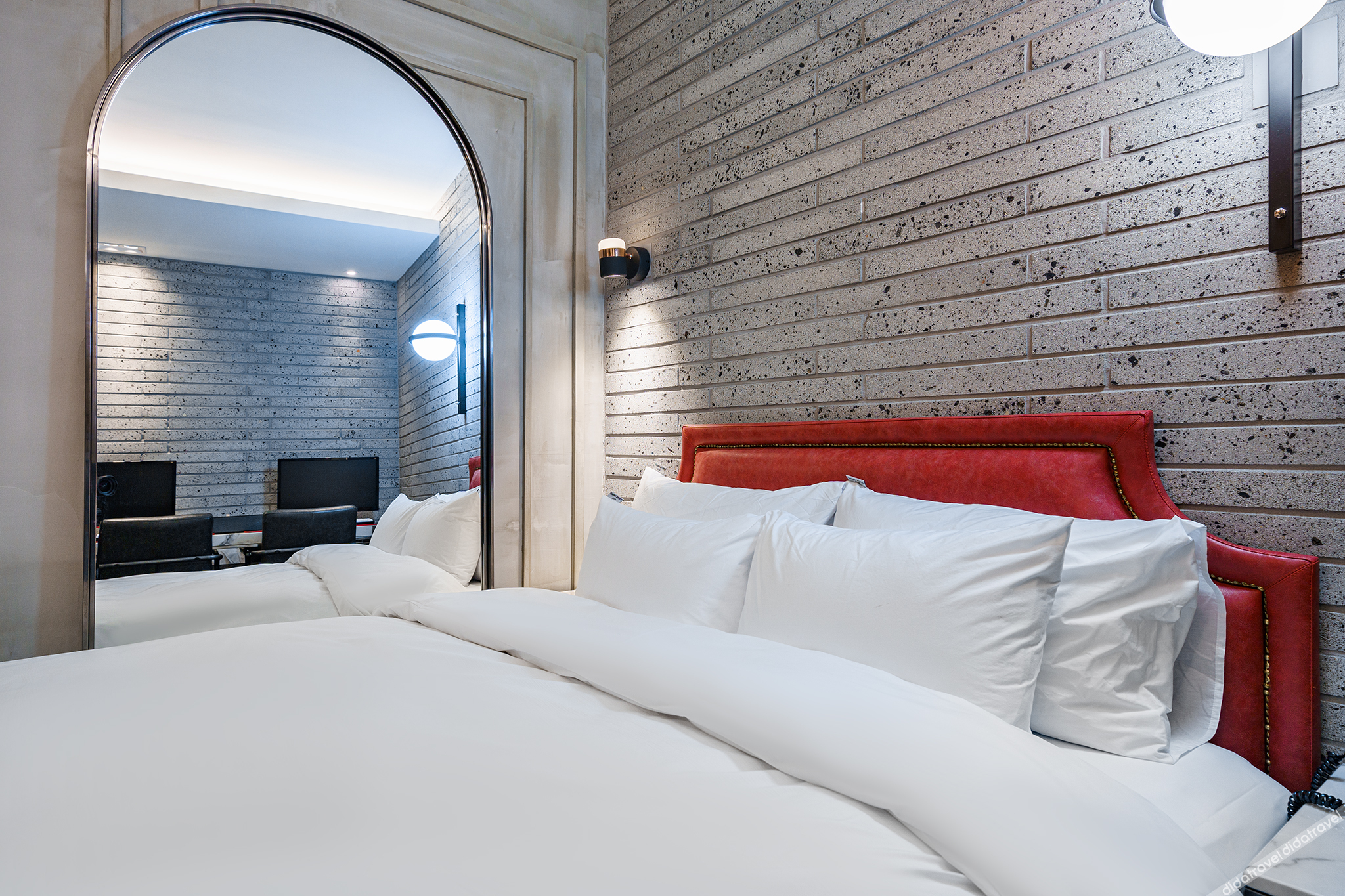 Brown-Dot Hotel Geomdan 2*