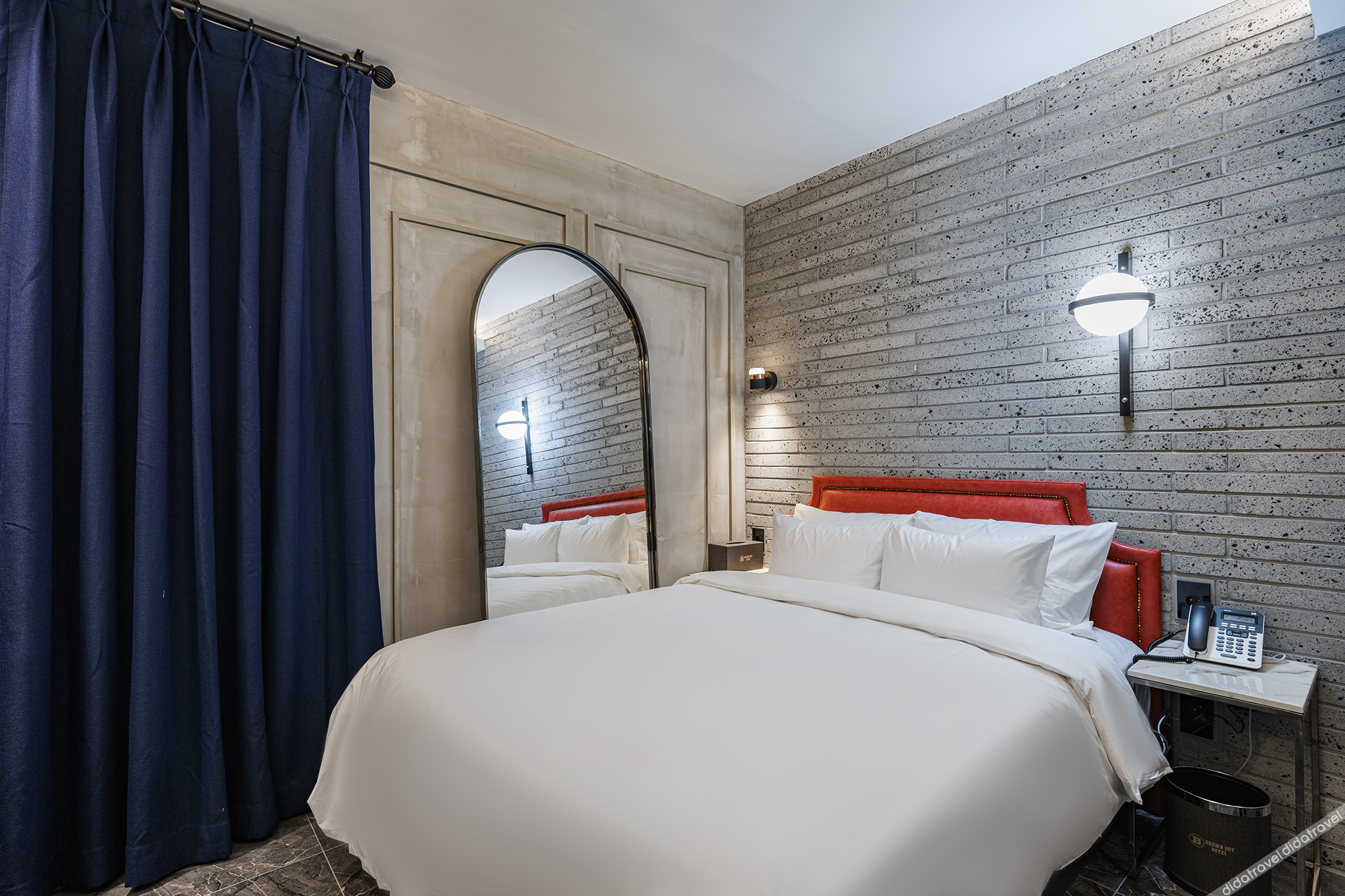 Brown-Dot Hotel Geomdan 2*