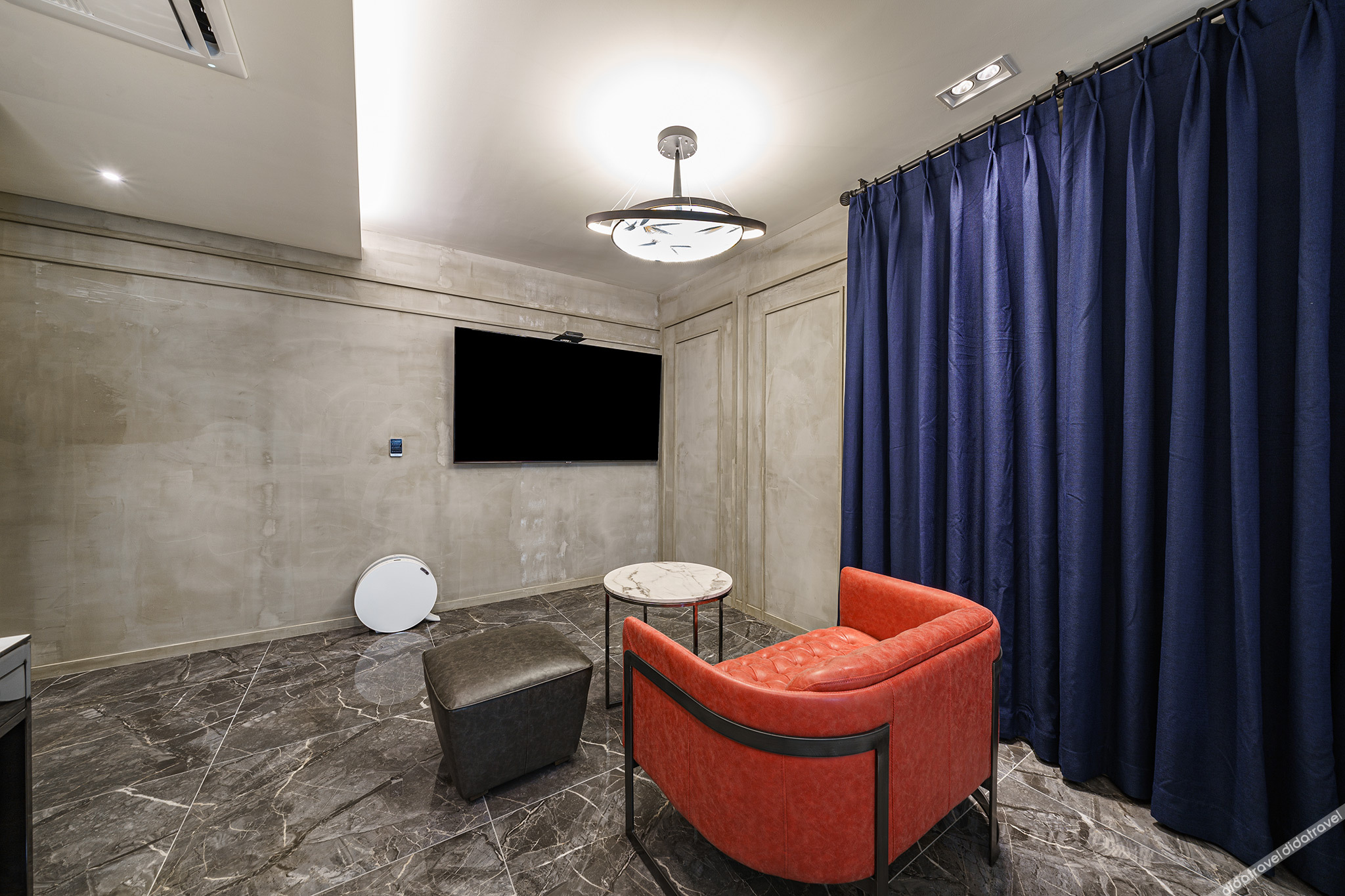 Brown-Dot Hotel Geomdan 2*
