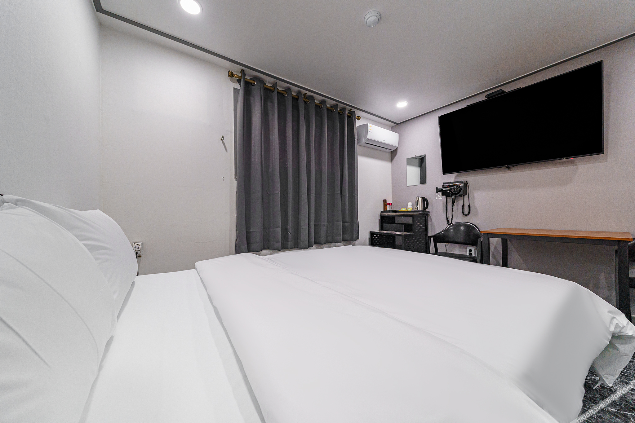 On and Off(Sungui Station) 3*