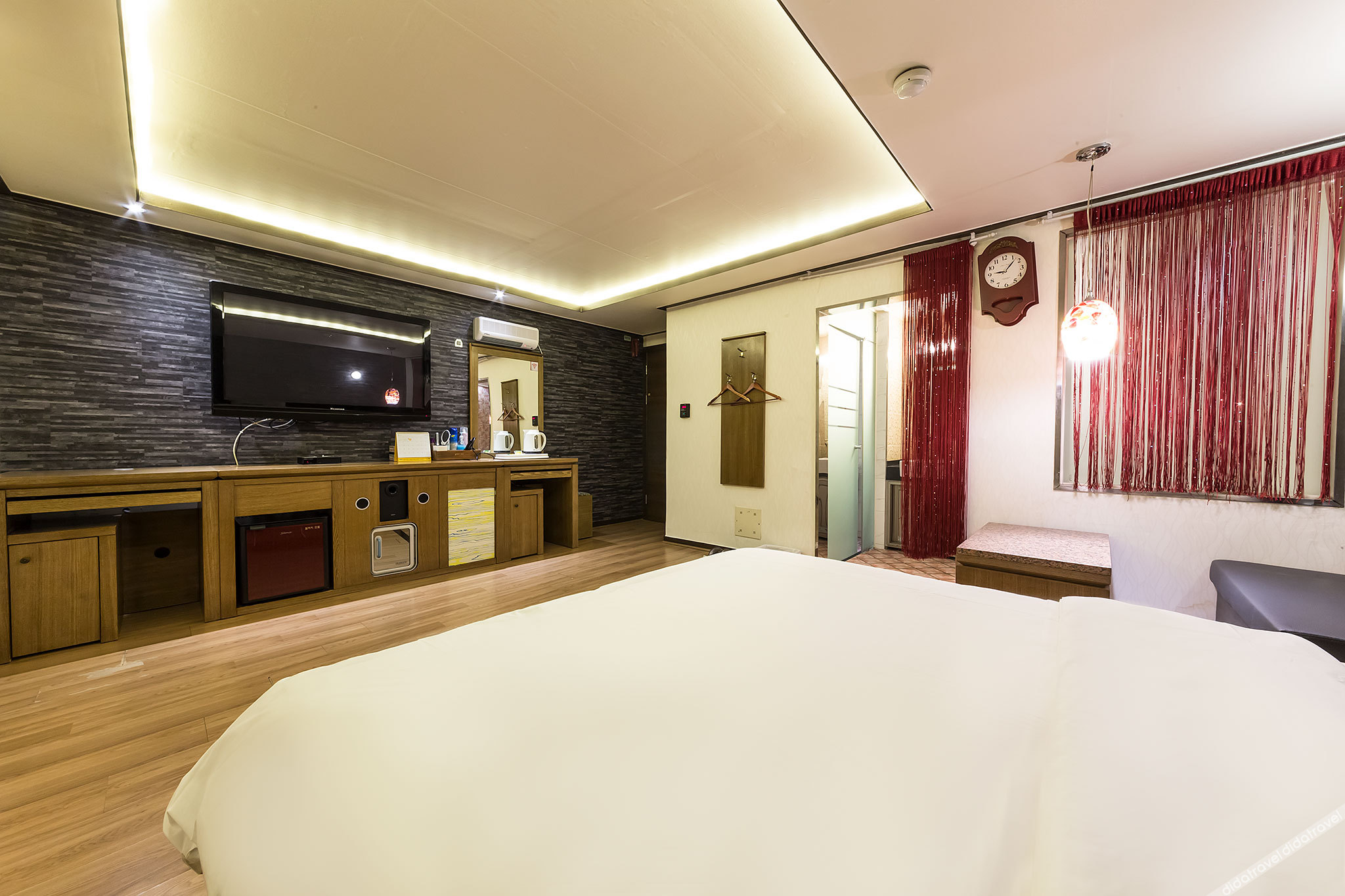Dongsuwon Gallery 3*