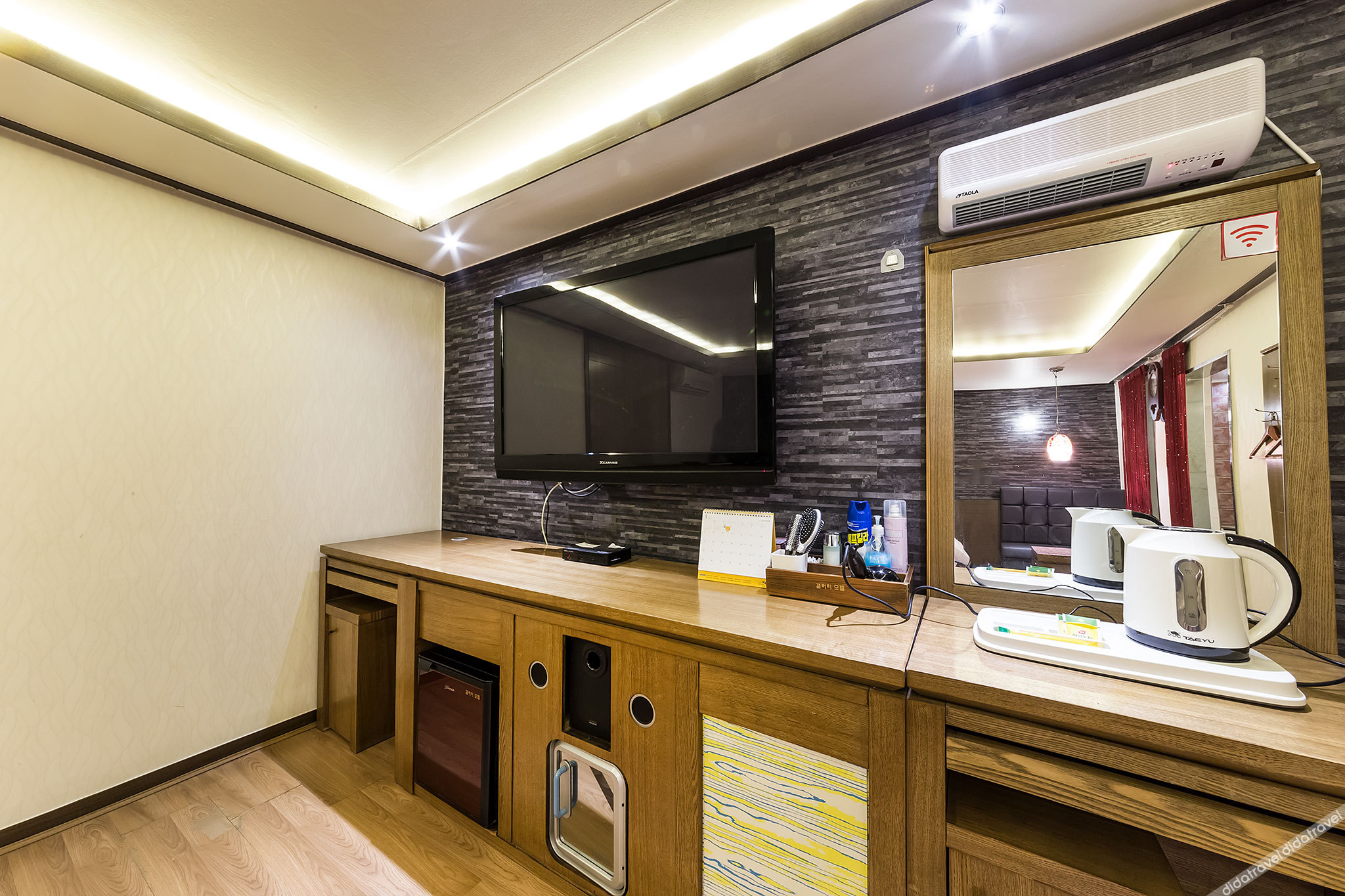 Dongsuwon Gallery 3*