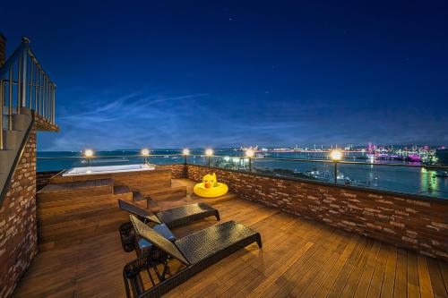 Pohang Brown Dot Terrace Pohang Terminal branch 0*