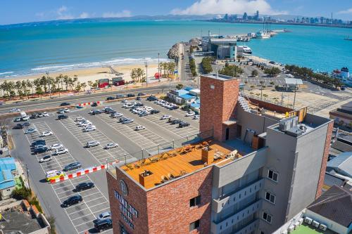 Pohang Brown Dot Terrace Pohang Terminal branch 0*