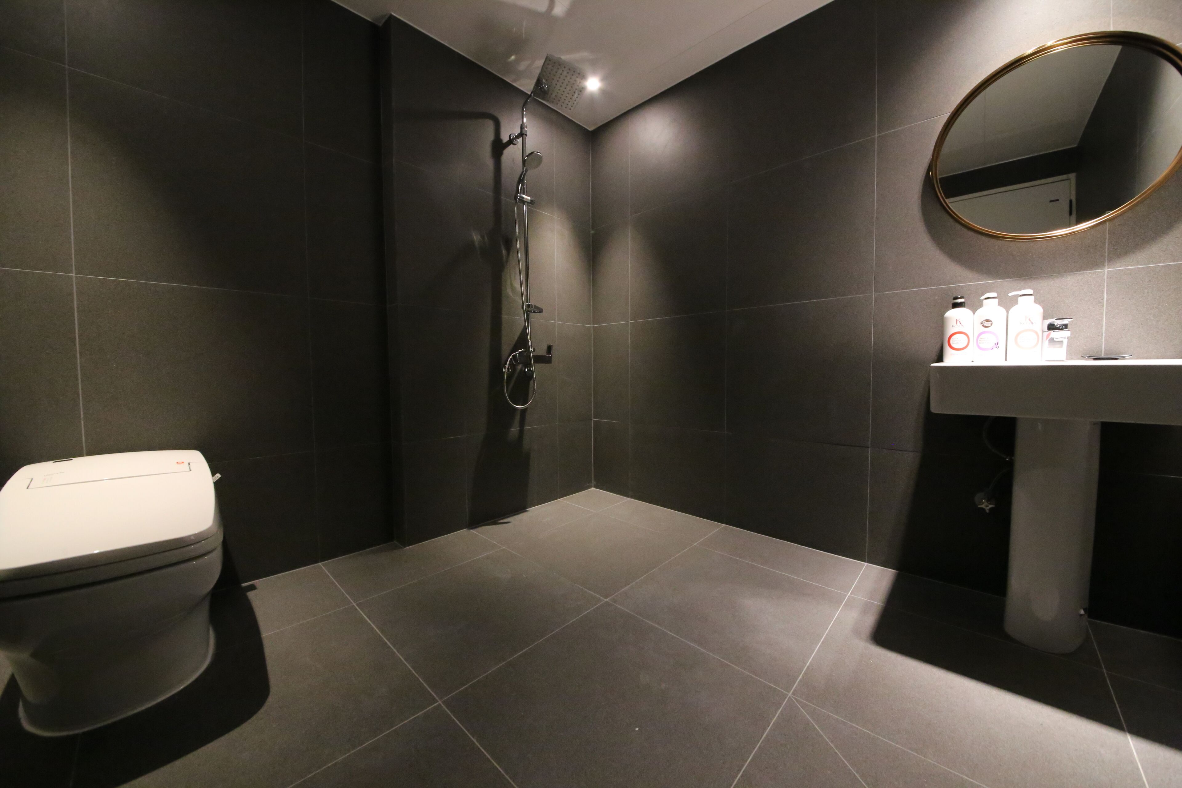 Ninespot Hotel 2*