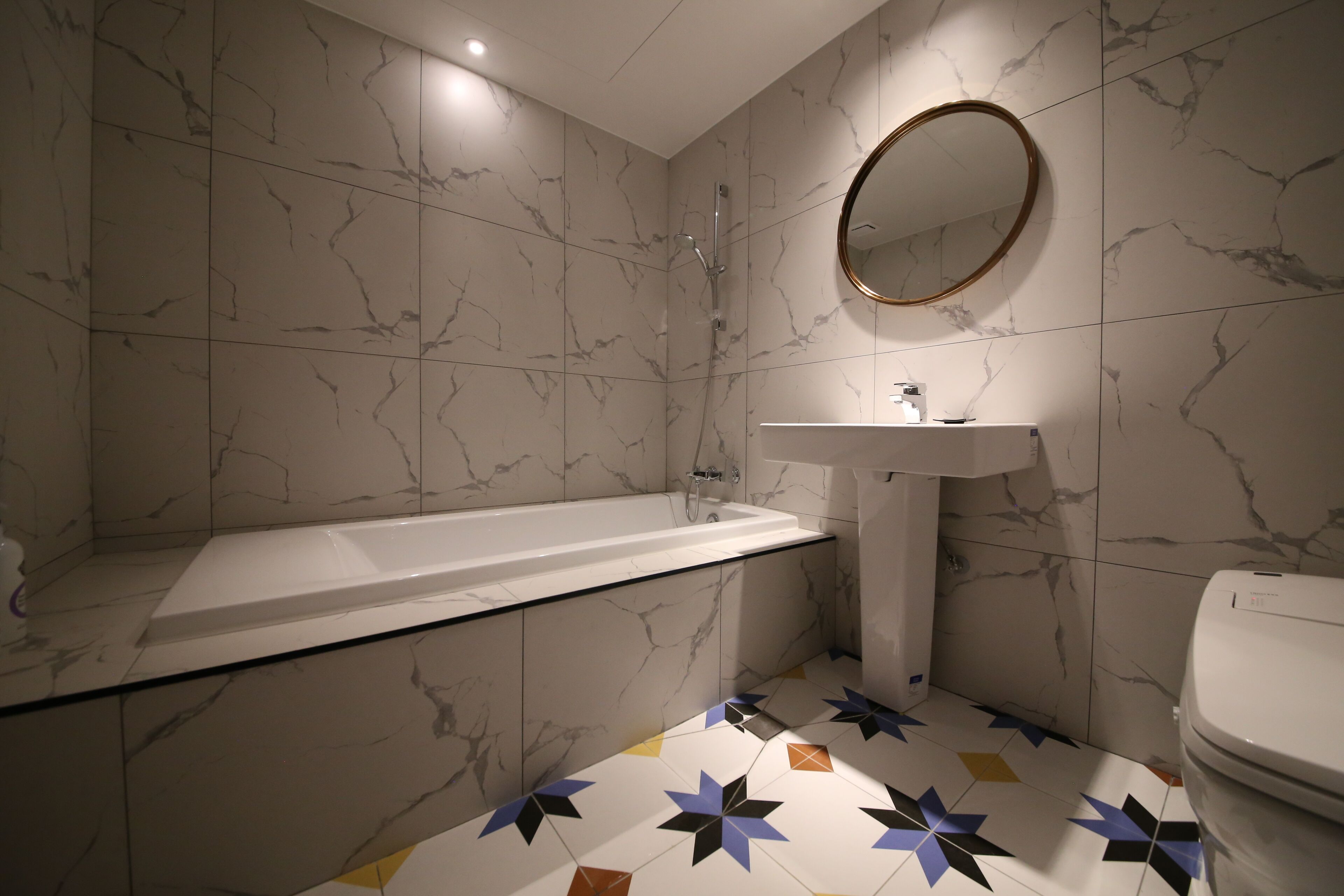 Ninespot Hotel 2*
