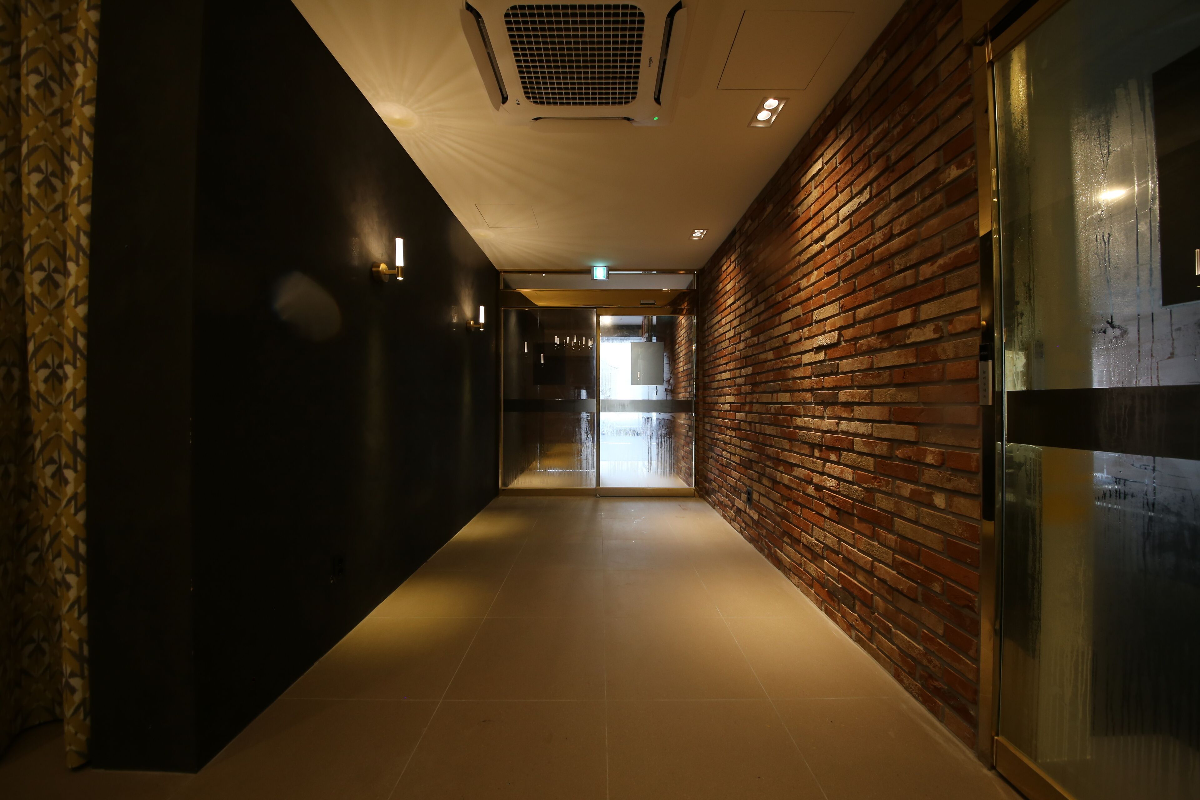 Ninespot Hotel 2*