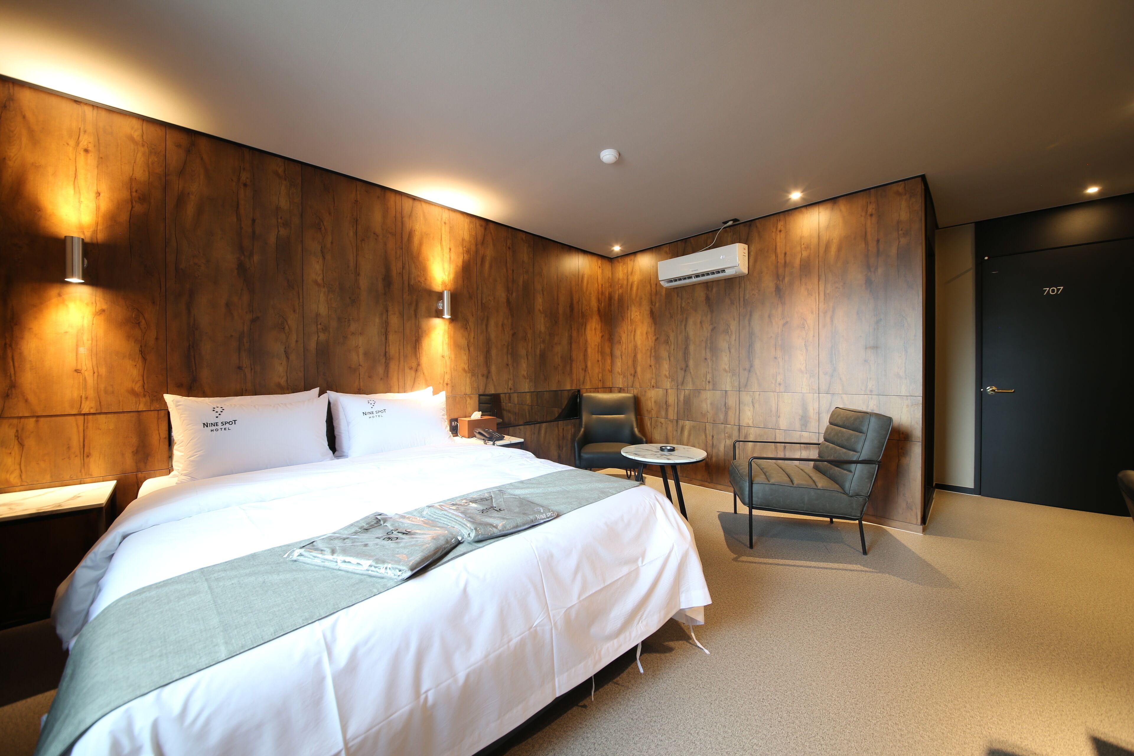 Ninespot Hotel 2*