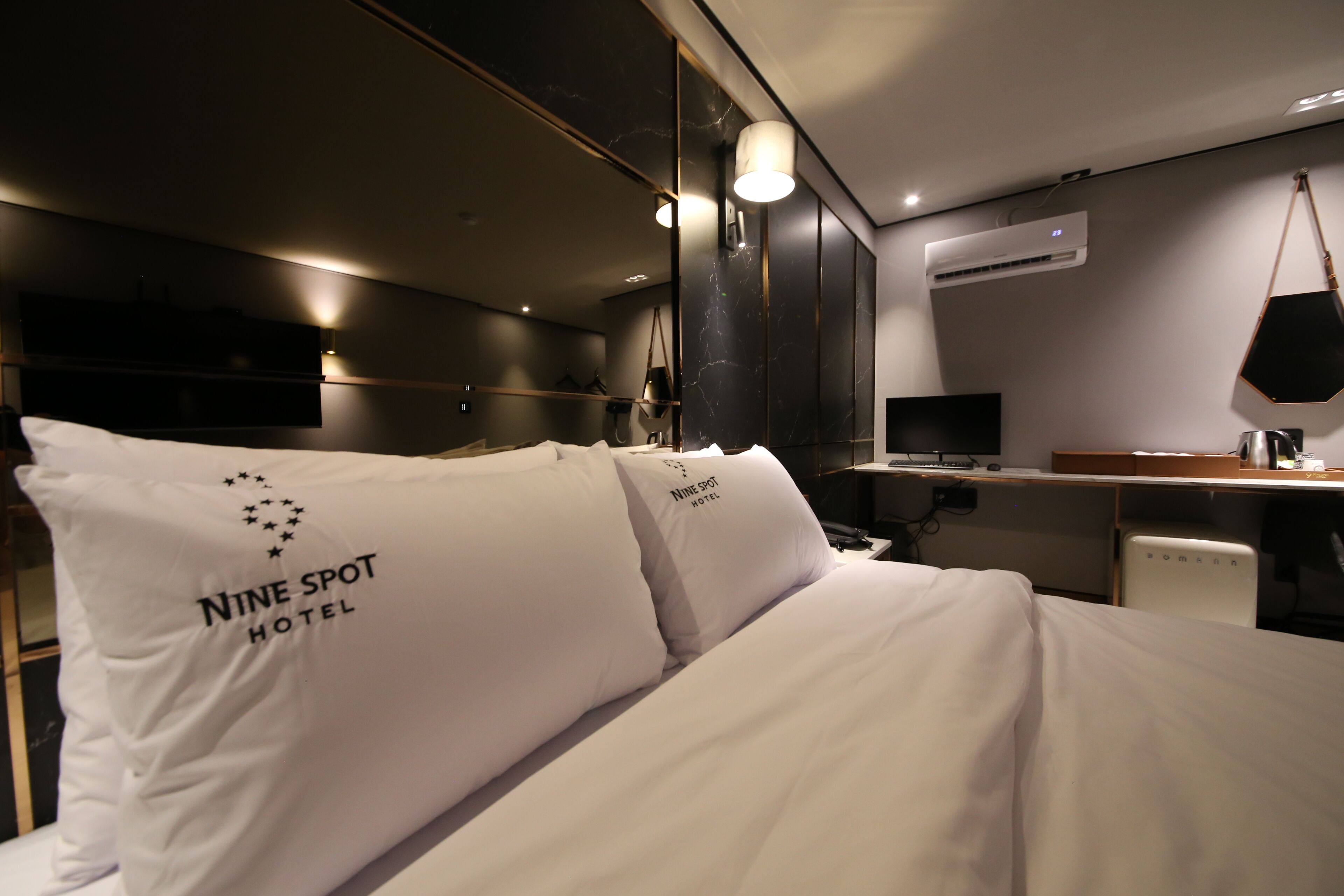 Ninespot Hotel 2*