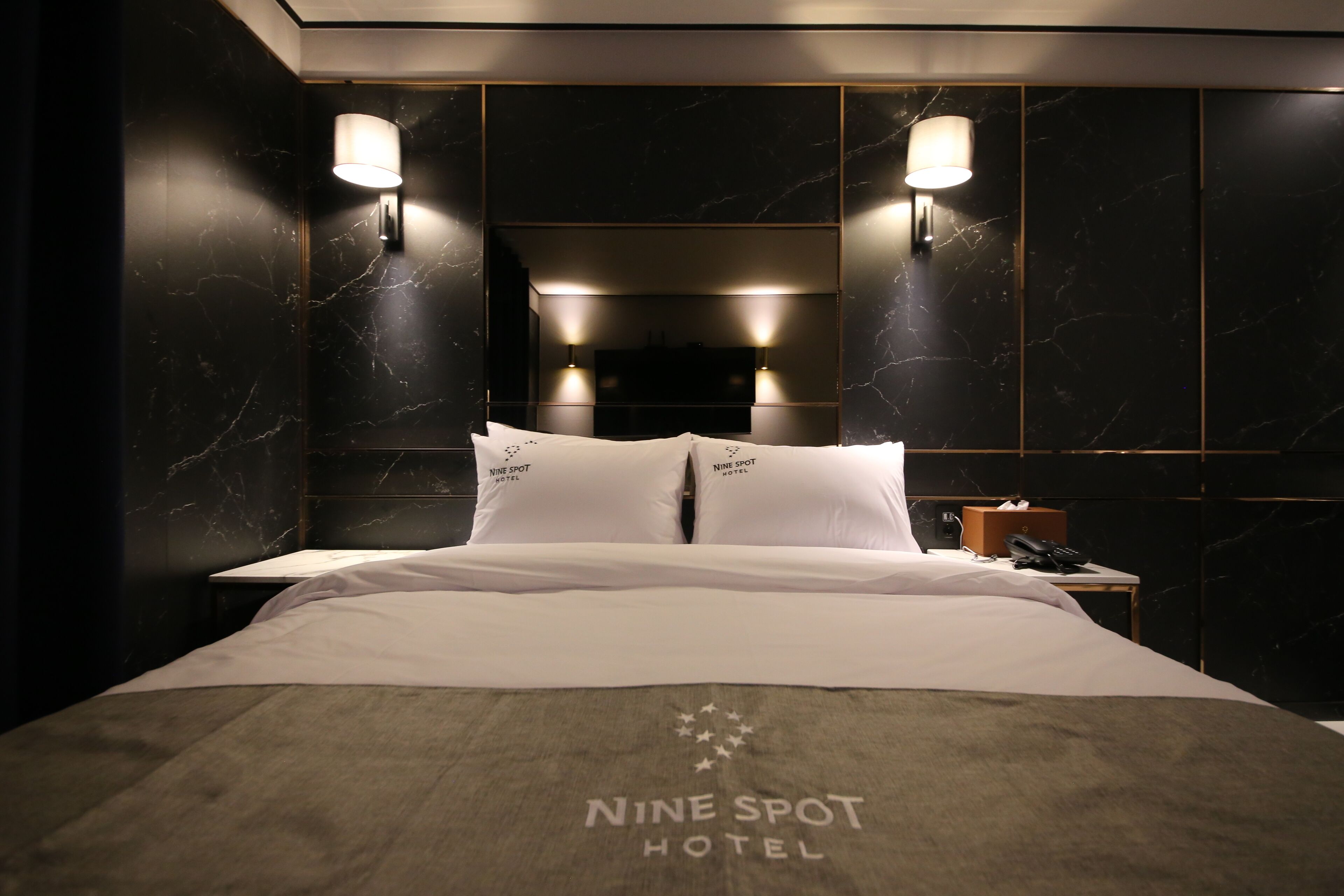 Ninespot Hotel 2*