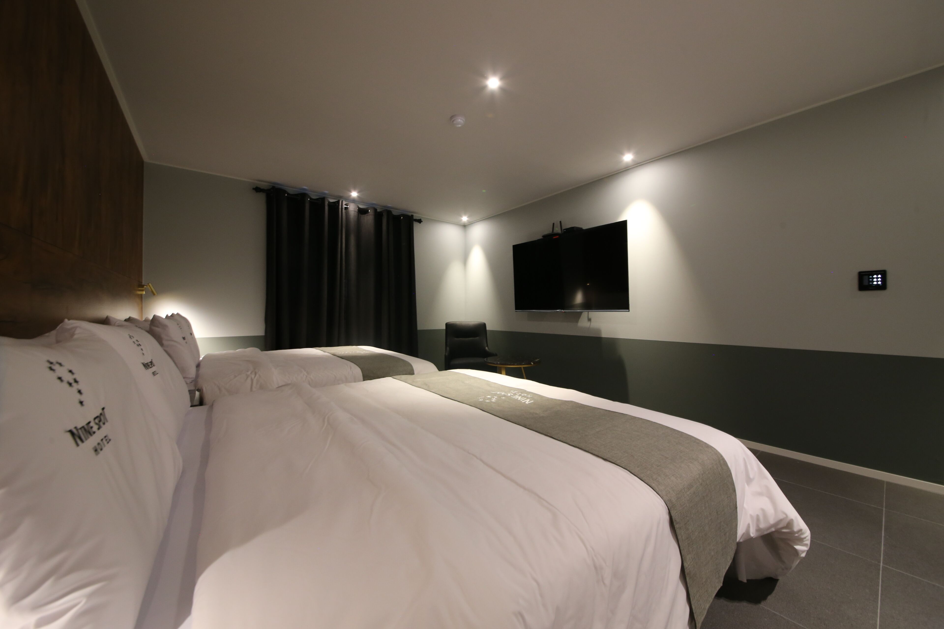 Ninespot Hotel 2*