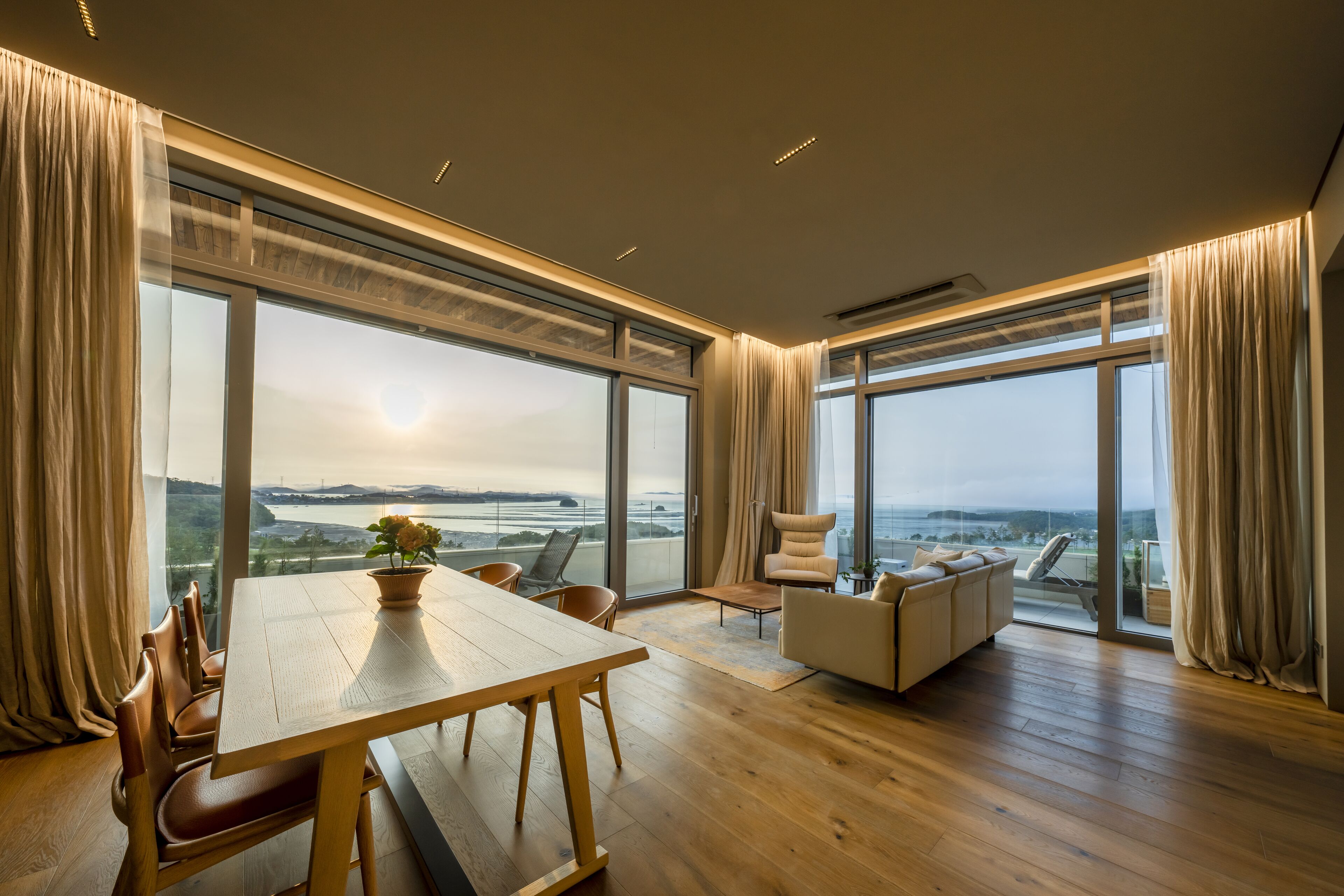 The Heaven Resort 5*