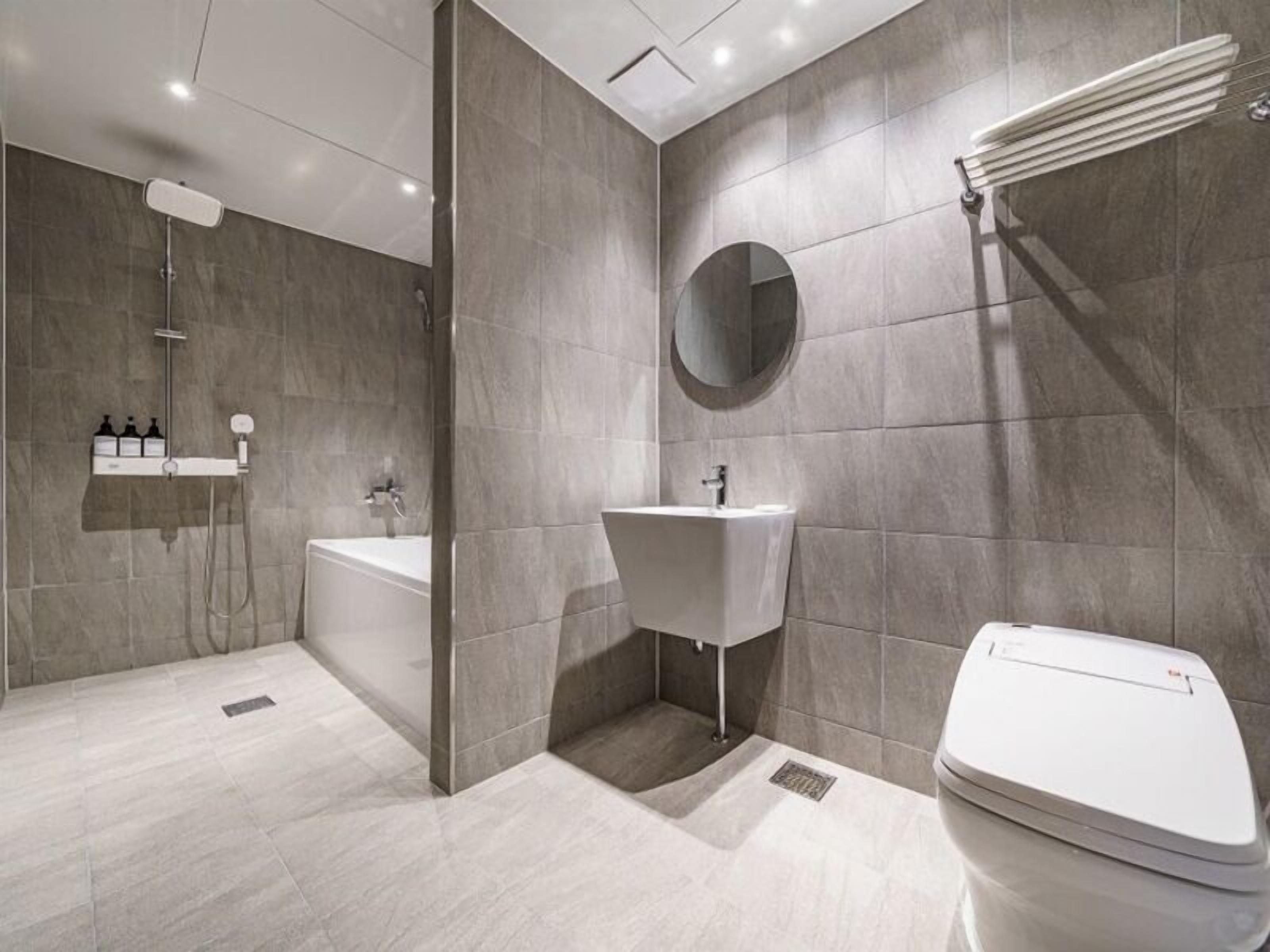 Brown Dot Hotel Eurwangri 3*