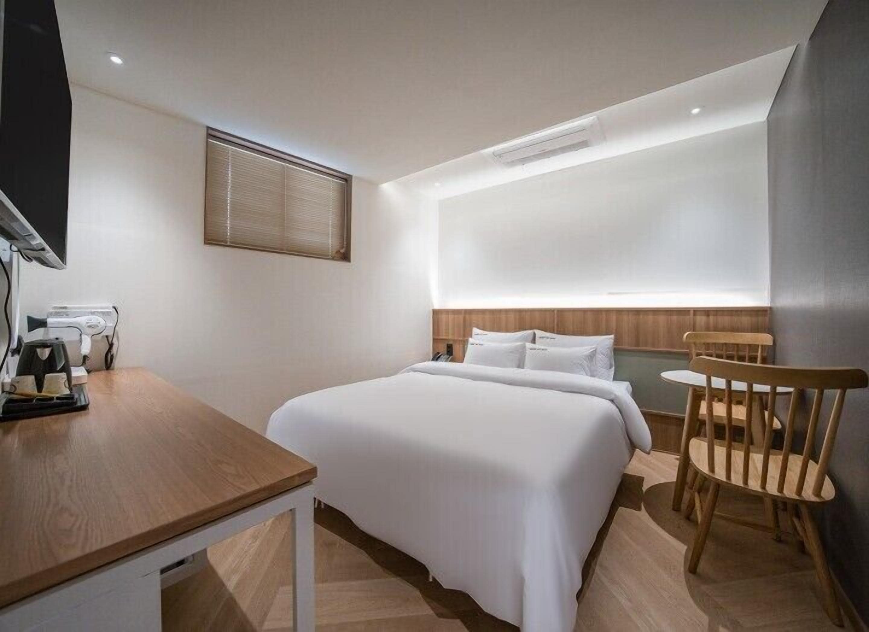 Brown Dot Hotel Eurwangri 3*