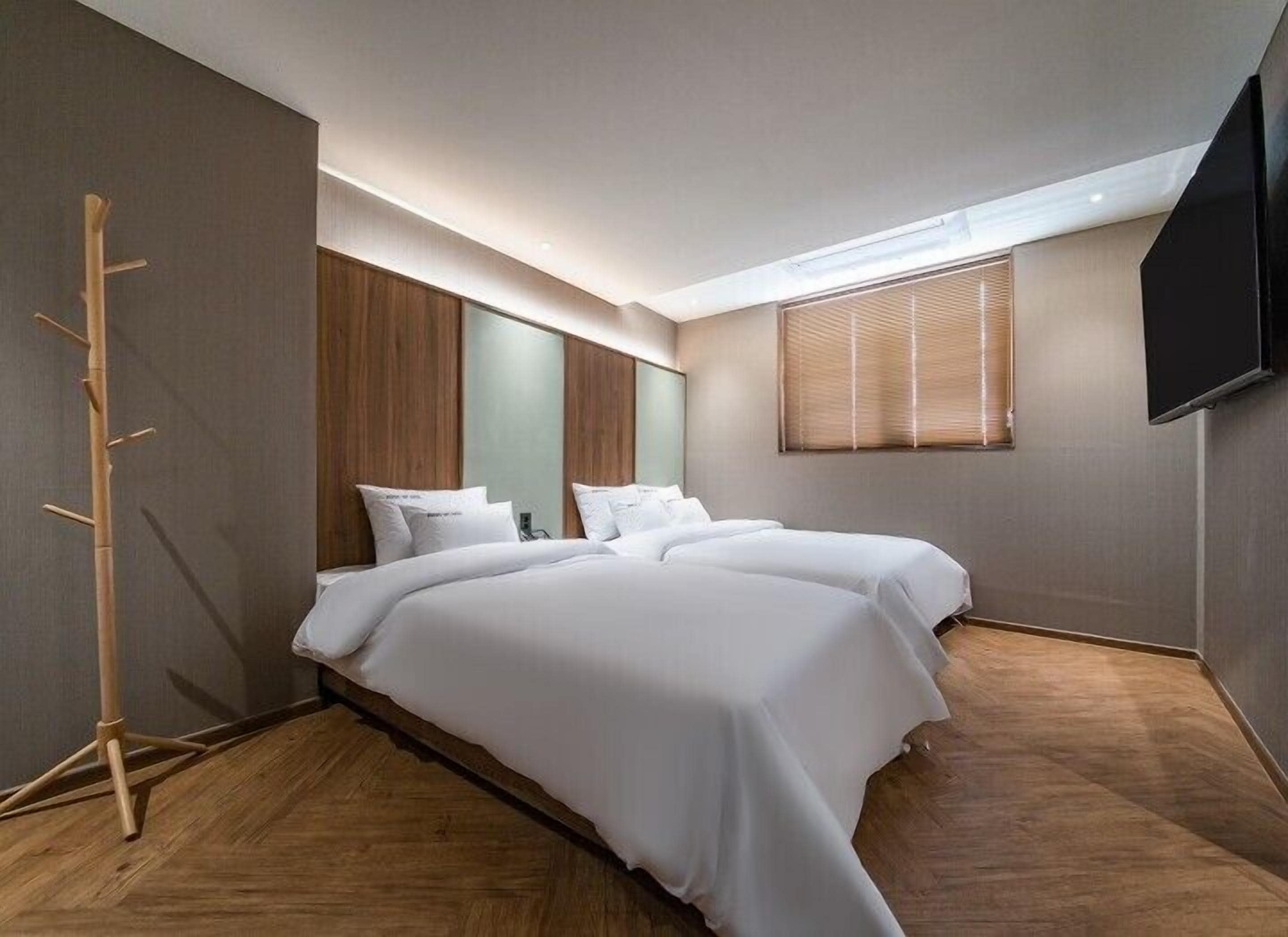 Brown Dot Hotel Eurwangri 3*
