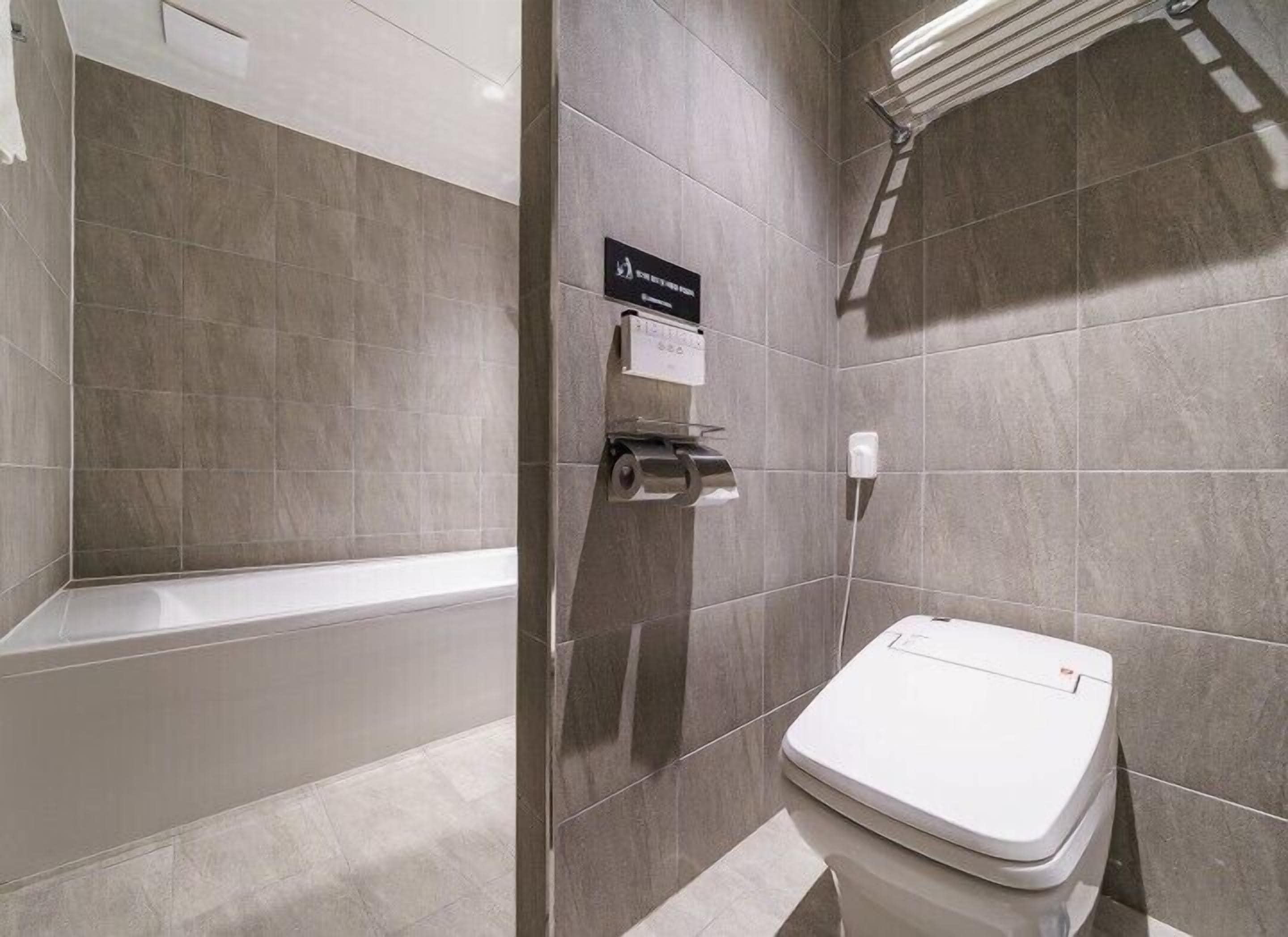 Brown Dot Hotel Eurwangri 3*